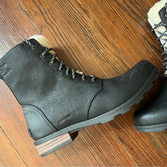 Sorel Emelie Black and White Cozy Boots - Picture 3 of 12